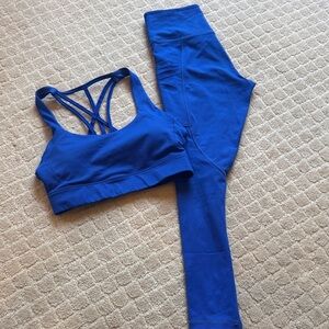 Blue Sports Bra and Leggings Set